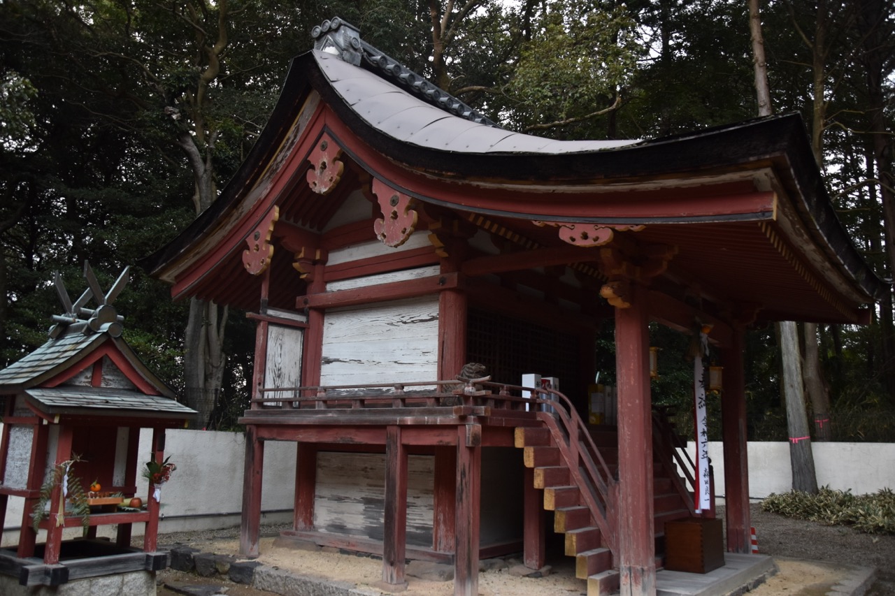 宇奈多理座高御魂神社(側面) 宇奈多理座高御魂神社(側面)